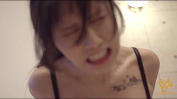 Adik Tiri Asia Yang Montok Lagi Horny Berat, Memeknya Basah Kuyup – Versi Lengkap Di Psychoporn.net