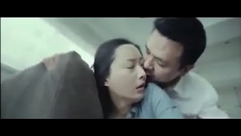 Gadis Oriental Yang Menggoda