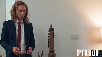 Michael Vegas Yang Sialan Dipaksa Berbagi Karla Dalam Tiga Seks Penuh Sperma!