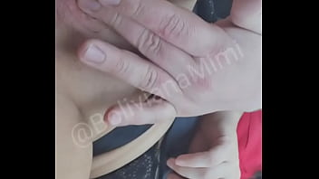 Mimi Melintasi Curitiba Menuju Motel Dengan Celana Dalam Tersingkap, Meraba Diri Sendiri Di Dalam Mobil