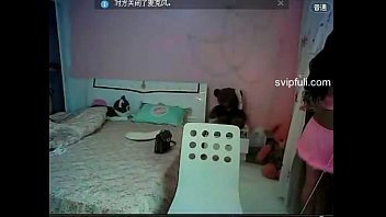 Streamer Cina Seksi Ini Jual Foto Syur Demi 8000 Dolar