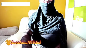 Milf Arab Qatar Berjilbab Besar Montok Ngesek Dan Coli Live Cam 31 Oktober