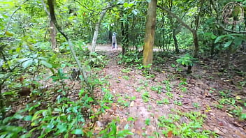 Sensasi Panas Di Hutan: Petualangan Seks Liar Sebelum Berburu Jamur