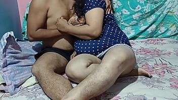 Goyangan Liar Bhabi India Di Ranjang, Ngentot Beneran Di Rumah