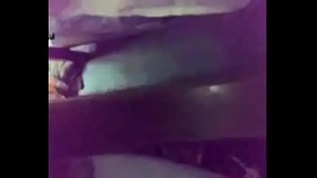 Gadis Desi Menggoda Pacarnya Dengan Memperlihatkan Tubuhnya Pada Pria Lain