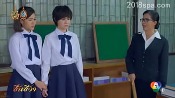 Dihajar Habis-habisan Oleh Gadis Asia Korea Dan Jepang Yang Seksi