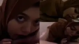Gadis Berhijab Cantik Yang Menggoda Dengan Sepongannya