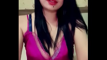 Tante Indonesia Payudara Montok Siap Menggoda Di Live Streaming