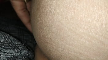 Istri Desi Yang Menggoda Dan Liar Di Ranjang