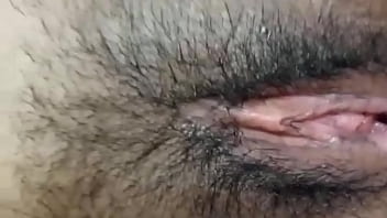 Puki Desiku Yang Bengkak Dan Menggairahkan