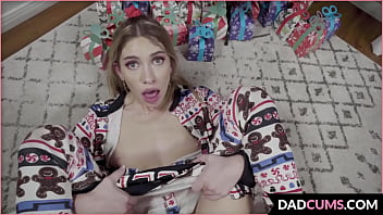 Gadis Mungil Merayu Ayah Tiri Untuk Kunci Mobil – Khloe Kapri, Donnie Rock