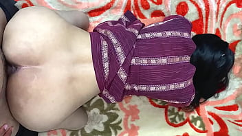 Setelah Menggoda Bhabhi, Aku Menggenjot Memeknya Dan Merekamnya Diam-diam