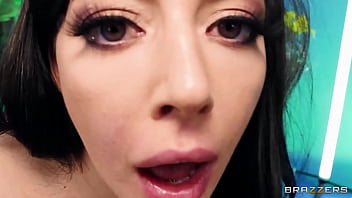 Azmr 2 Dari Brazzers, Unduh Versi Lengkapnya Di Zzfull.com Untuk Adegan Panas Lesbian Yang Bikin Panas