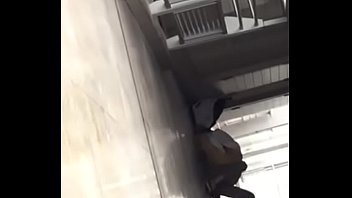 华师走廊激情缠绵