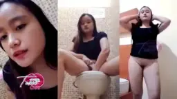 Darla, Youtuber Seksi Pamer Bulu Kemaluan Yang Menggoda