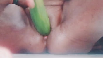 Gadis India Yang Menggoda Dan Penuh Nafsu