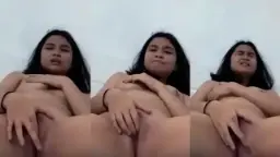 Gadis Muda Seksi Pamer Tubuh Mulus Tanpa Busana