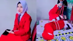 Mengurung Abg Berhijab Yang Menggoda