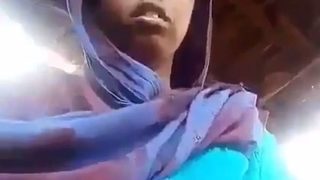 Video Mesum Gadis Desa Yang Menggairahkan Saat Memuaskan Diri Sendiri