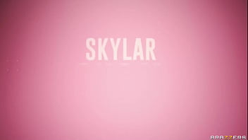 Mengisap Penjual Hingga Tuntas – Skylar Snow / Brazzers / Tonton Lengkap Di Www.zzfull.com/dildo