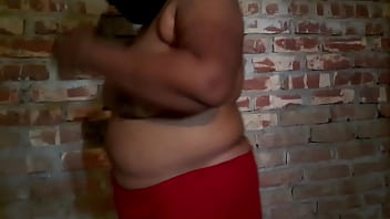 Ibu Tiri Tercinta Dengan Sari Yang Menggoda