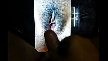 Kontolku Menumpahkan Cairan Panas Untuk Memuaskan Memek Desi Yang Menggoda