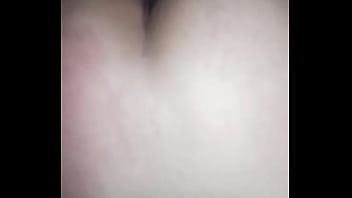 Novinha Gemendo De Tesão No Pau E Levando Tapas Na Bunda.