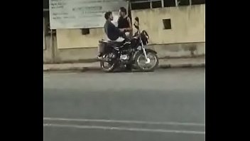 Gadis India Navsari Kaliawadi Tampil Menggoda Di Jalanan