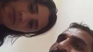 Pembantu Pakistan Nungging Dengan Liar