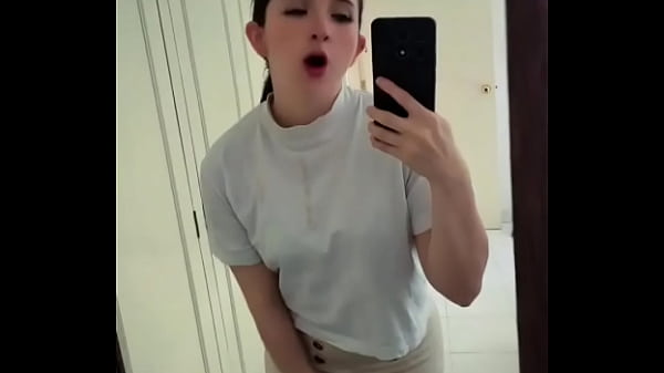Gimana Hari Selasamu? Aku Udah Laper Banget, Pengen Melahap Sesuatu Yang Panas…