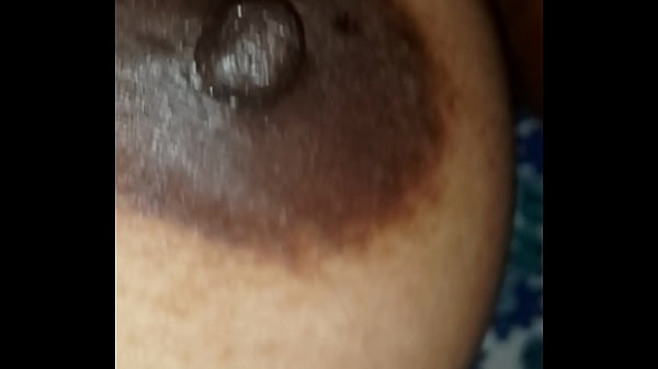 Desi Bhabhi Yang Panas Menggoda Teman Suaminya