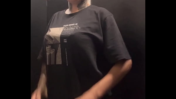 Gairah Membara Di Gym, Berakhir Di Kamar Mandi Dengan Klimaks Yang Mengguncang!