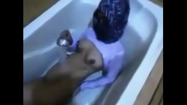 Hijab Menggoda Dengan Nafsu Yang Membara