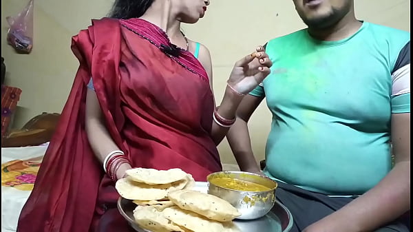 Malam Pertama Holi: Aku Dan Istri Tetangga Basah-basahan Di Ranjang