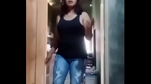Gadis Indo Panas Selingkuh Di Dapur, Digoyang Sampai Lepas Kontrol
