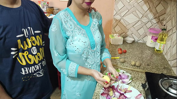 Bhabhi India Yang Pemalu Digencet Habis-habisan Oleh Adik Ipar Nakalnya