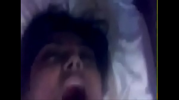 Gadis Desi Menggoda Dengan Aksi Sendiri Untuk Kakak