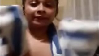Janda Nakal Bangladesh Merekam Adegan Panas Di Kamar Mandi Untuk Video Porno