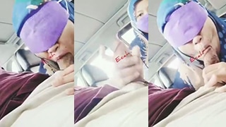 Menggoda Di Dalam Mobil Dengan Jilbab Biru Dan Bj