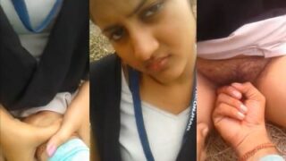 Video Gadis Kampus Panas Digelitik Di Tempat Terbuka