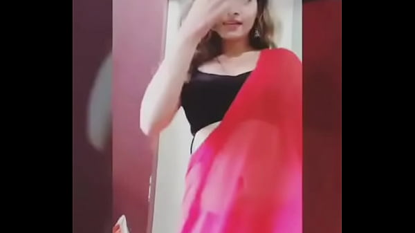 Istri Desi Cantik Menggoda Menari Telanjang Dengan Nafsu Membara