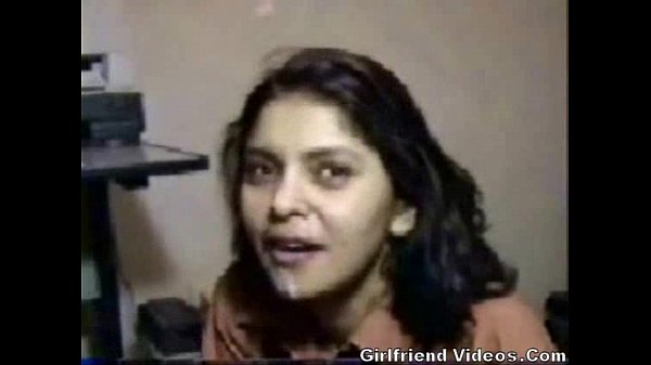 Koleksi Video Pacar – Aksi Muncrat India Yang Menggoda