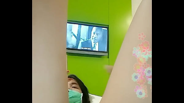 Siaran Langsung Panas: Tonton Aku Di Layar, Sayang