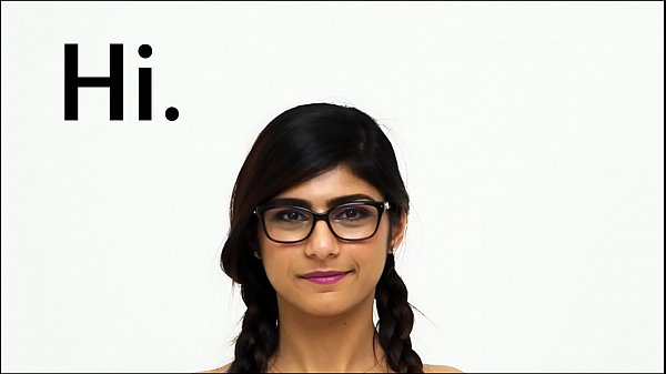 Mia Khalifa – Aku Undangmu Menikmati Detail Tubuh Arabku Yang Sempurna Dari Dekat