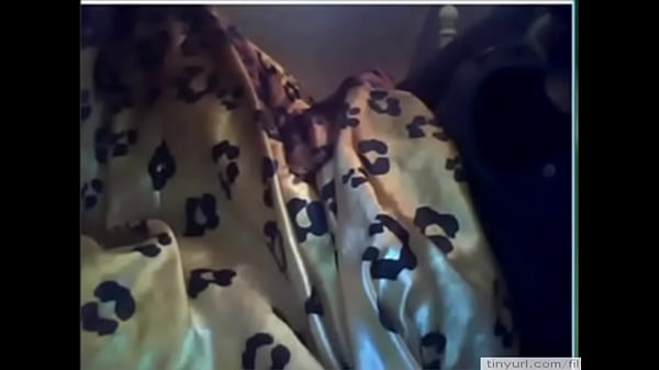 Tayangan Panas Webcam Dengan Ibu-ibu Seksi Yang Siap Memuaskan Hasratmu