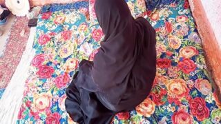 Kakak Pakistan Melahap Batang Keras Abangnya Di Dalam Liang Basahnya