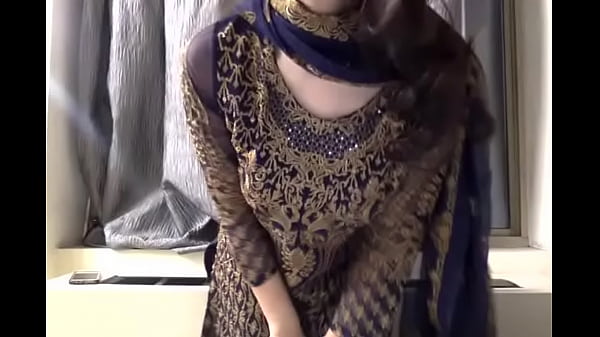 Goyangan Panas Gadis India
