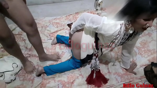 Pasangan Desa India Panas Beradegan Mesra Dalam Video Seksi Berbahasa Hindi