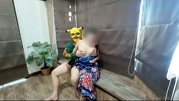 Gadis Thailand Menggoda Dengan Sarung – Adepan Amatir Yang Menggairahkan