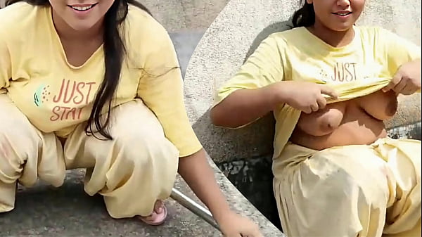 Cerita Panas Di Atap Rumah: Bercinta Seru Dengan Kakak Ipar Muda Yang Sudah Menikah, Desahan Liar Si Cewek Desa Outdoor, Video Seks Hindi Bikin Makin Greget.